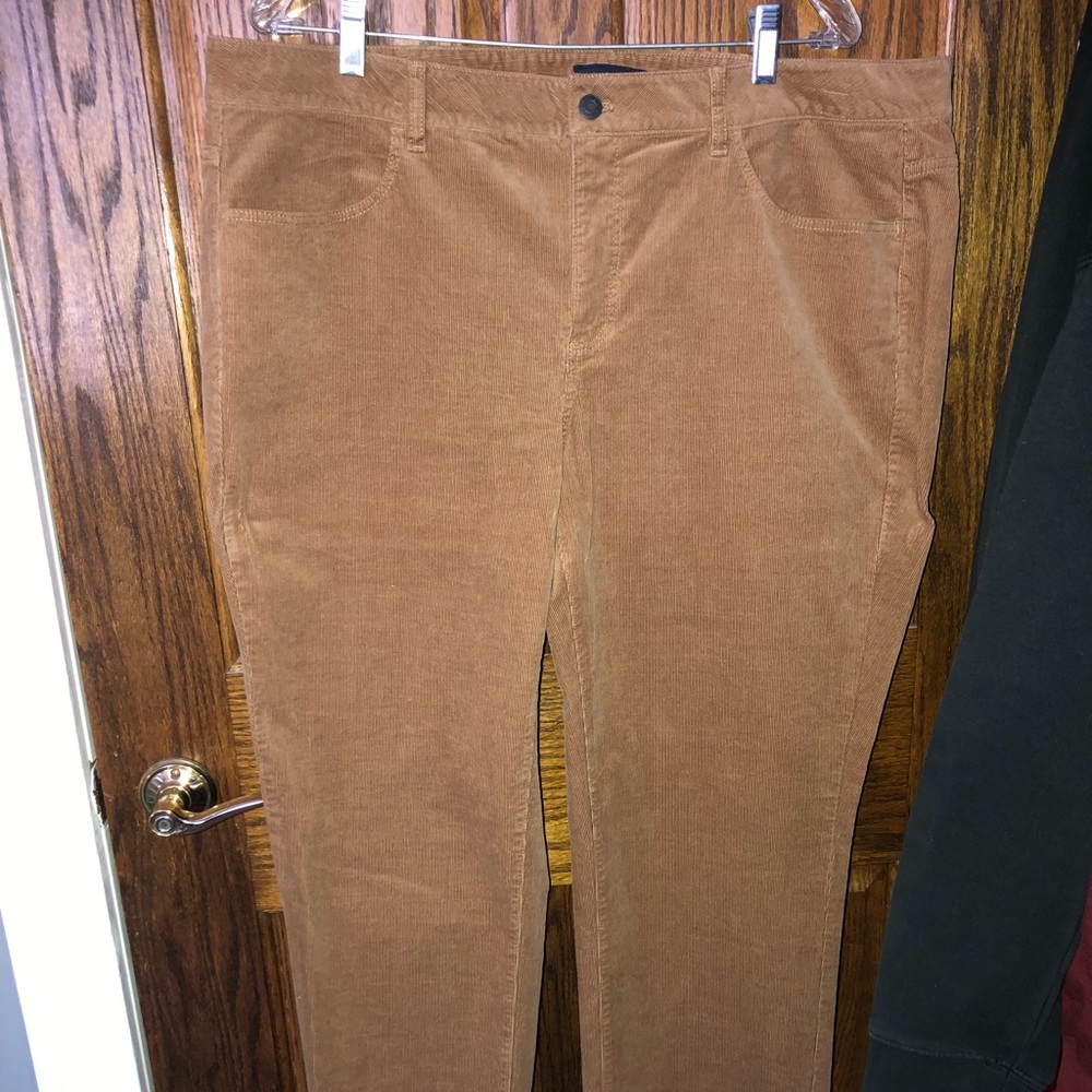 nwt corduroy tan talbots pants🤎
